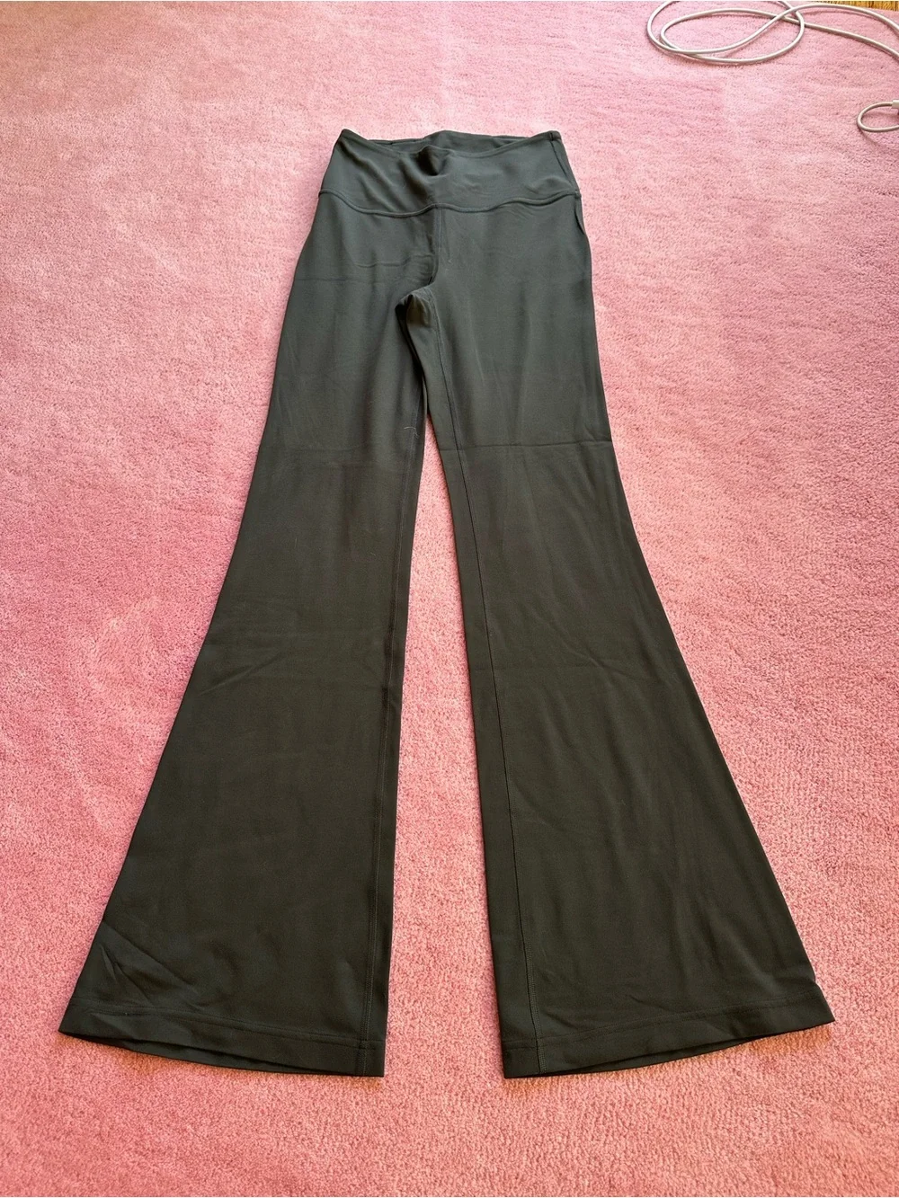 Lululemon grey flare leggings yoga pants